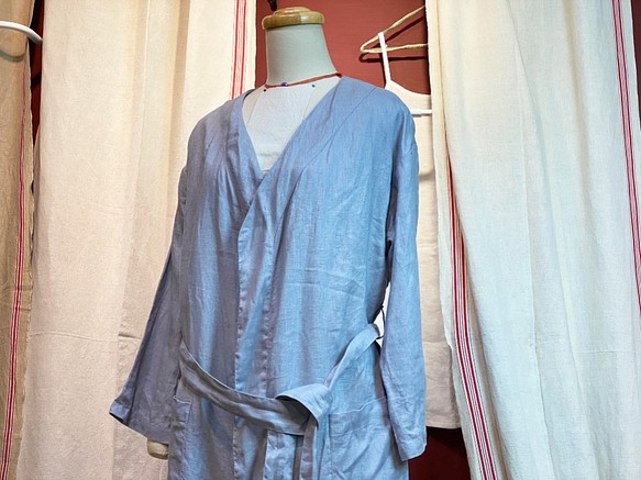 Tiner Couture 灰藍色亞麻居家睡衣長袍浴袍 第1張的照片