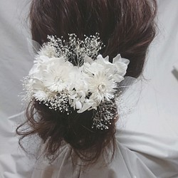 dy13 純白 ホワイト アジサイ ヘッドドレス 結婚式 ブライダル ウェディング 髪飾り プリザーブドフラワー 1枚目の画像