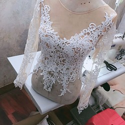 ウエディングドレス用ボレロ トップスのみ 長袖 3d立体レース刺繍 くるみボタン その他オーダーメイド Ary Wedding 通販 Creema クリーマ ハンドメイド 手作り クラフト作品の販売サイト