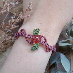 沈睡花園-草莓晶-天然石蠟線編織手環 第1張的照片