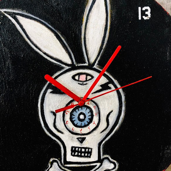 103 ☆SALE Unaltd (cyclops skull with rabbit ears/clock13 ) www