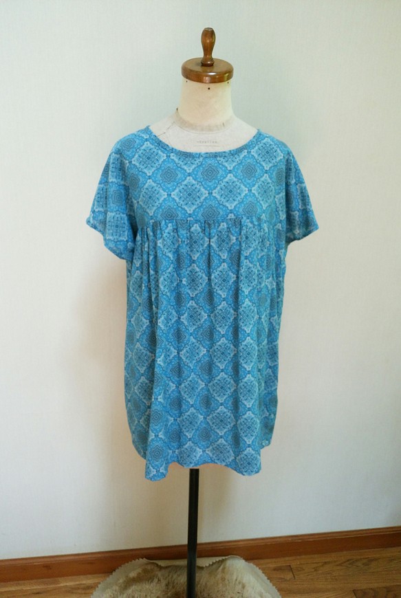 チュニックドレス　(鮮やかな青・幾何学模様) 1枚目の画像