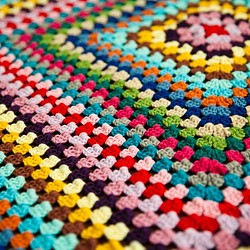 ハンドメイドかぎ針編み お花 モチーフ編み ひざ掛け❁ステンドグラス❁手作り/編み物/かぎ針編み 1枚目の画像