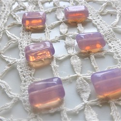 チェコビーズCzech Glass Beads長方形乳白色紫6個 1枚目の画像