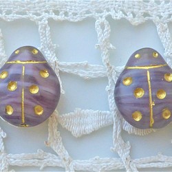 チェコビーズ Czech Glass Beads特大てんとう虫紫マーブル２個 1枚目の画像