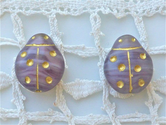 チェコビーズ Czech Glass Beads特大てんとう虫紫マーブル２個 1枚目の画像