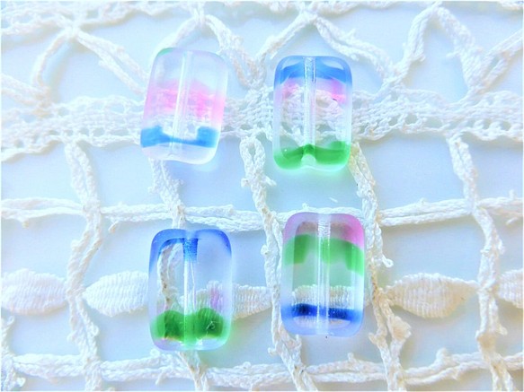 チェコビーズCzech Glass Beads長方形透明虹４個 1枚目の画像