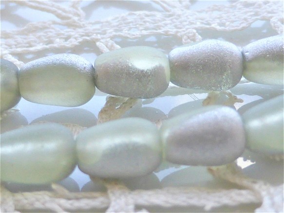6顆捷克玻璃珠粒粒古黃綠銀墊 第1張的照片