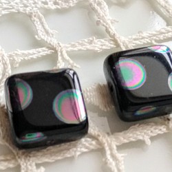 方形黑色彩虹捷克玻璃珠 2 顆 第1張的照片