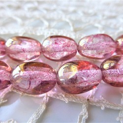 大人ピンクの実　チェコビーズ　Czech Glass Beads 4個 1枚目の画像