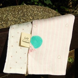 Lu's handmade//粉色 仙人掌 雙層棉紗布料 手帕 手工純棉手帕 二重紗手帕 第1張的照片