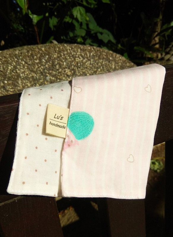 Lu's handmade//粉色 仙人掌 雙層棉紗布料 手帕 手工純棉手帕 二重紗手帕 第1張的照片