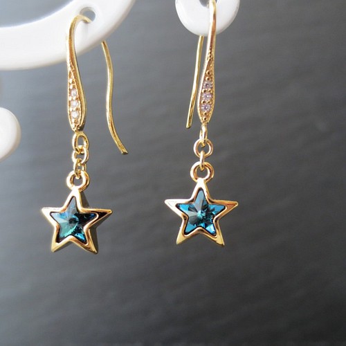 Swarovski バミューダブルー・shootinng star☆ ピアス ピアス（フック