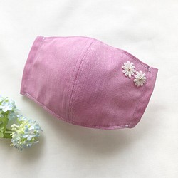 期間限定セール⭐︎再販×10 ラズベリーの小花モチーフ付きマスク☆フィルターポケット☆春マスク 1枚目の画像