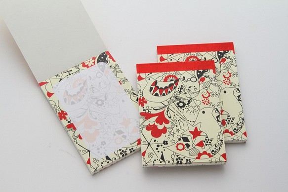 メモ帳（赤い小鳥柄）　上質の書きやすい用紙のメモ帳です 1枚目の画像