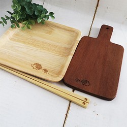 ★ 刺猬木盤、筷子、餐盤3件套免運費 第1張的照片