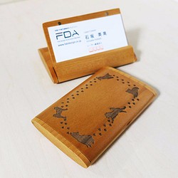 Shiba Inu和Paddle Footprint折疊木製名片夾（楓木） 第1張的照片