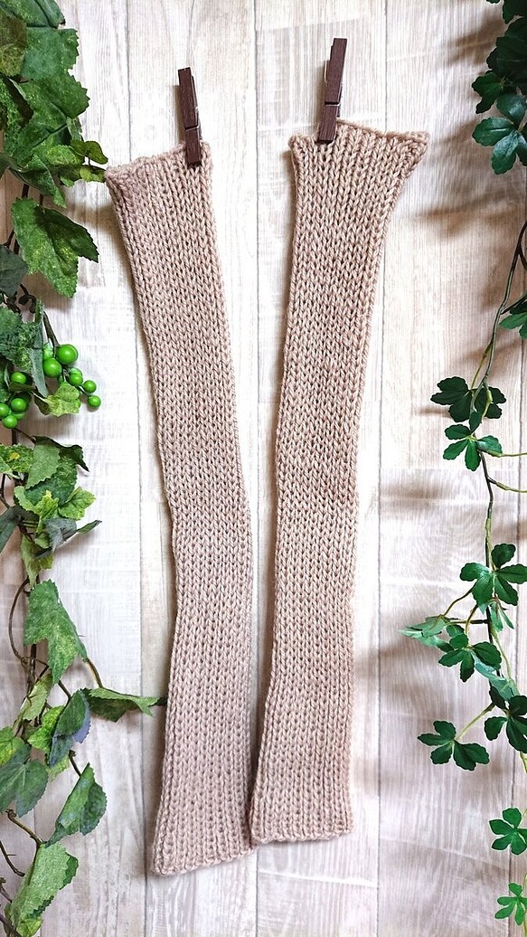 レッグウォーマー ウール100％ 手編み　やっぱりウールは肌触りが良く暖かい！K470 1枚目の画像