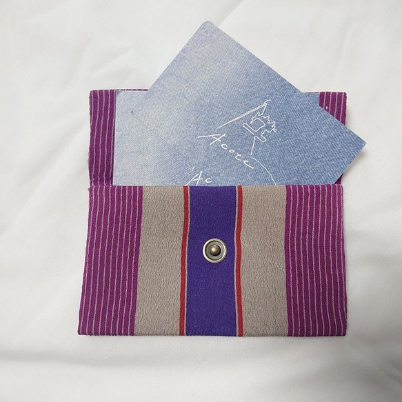 Kimono card case 着物　リメイク　カードケース　名刺入れ　日本製　縞模様　シルク　絹　紫 1枚目の画像