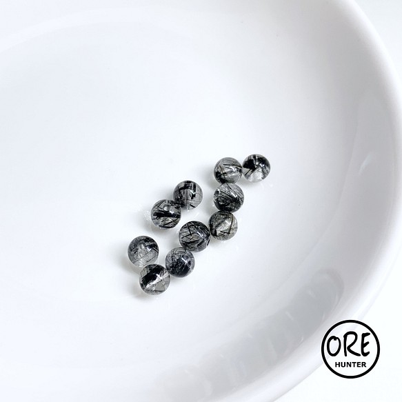 晶透黑髮晶-4.8mm-礦石材料（10 pcs） 第1張的照片
