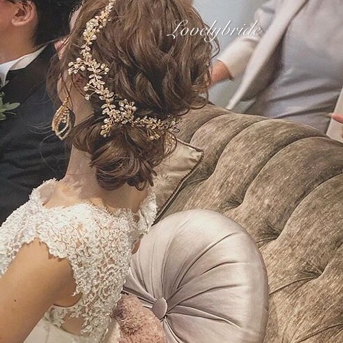 ボタニカル ヘッドドレス カチューシャ バックカチューシャ ティアラ カチューム 髪飾り ウェディング 結婚式 披露宴 ヘアアクセサリー Lovely Bride 通販 Creema クリーマ ハンドメイド 手作り クラフト作品の販売サイト