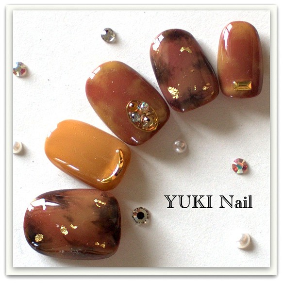 秋冬べっ甲ネイル ネイルチップ ネイル 上品 華やか シンプル 綺麗 ジェル ネイルチップ ネイルシール Yuki Nail 通販 Creema クリーマ ハンドメイド 手作り クラフト作品の販売サイト