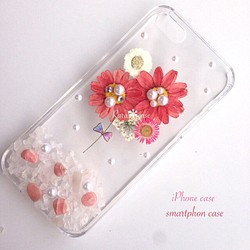 押し花と天然石のiPhone7plusケース♡赤色の情熱 1枚目の画像
