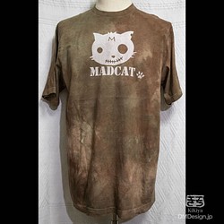 (XL)手染め+プリント一点もの MADCAT白猫 半袖Tシャツ「茶」（1-340） 1枚目の画像