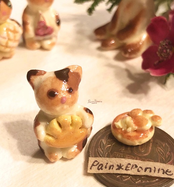 食いしん坊な仔猫パン：三毛(クリームパン) 1枚目の画像
