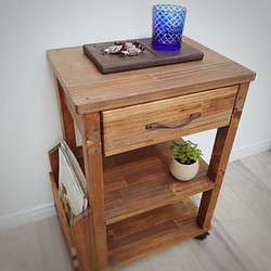 ゴミ箱付き木製サイドテーブル テーブル・机 OC Handmade 通販｜Creema 