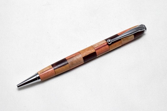 [再出品]【寄木】手作り木製ボールペン スリムライン CROSS替芯 1枚目の画像