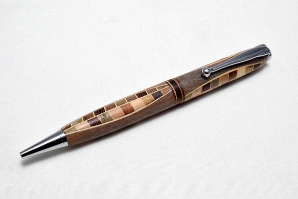 [轉賣] [實木複合地板]手工製作木製圓珠筆細線CROSS筆芯 第1張的照片