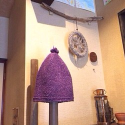 手積ぎ糸 ニット帽子 紫根 1枚目の画像
