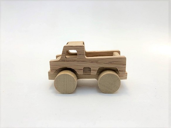 木のおもちゃ 車 クルマ くるま トラック 赤ちゃん おもちゃ 木育 日本製 自然 ベビー 安心 安全 おもちゃ 人形