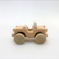 木のおもちゃ 車 クルマ くるま 赤ちゃん おもちゃ 木育 日本製 自然 日本製で手になじむおもちゃ ベビー 安心 安全 1枚目の画像