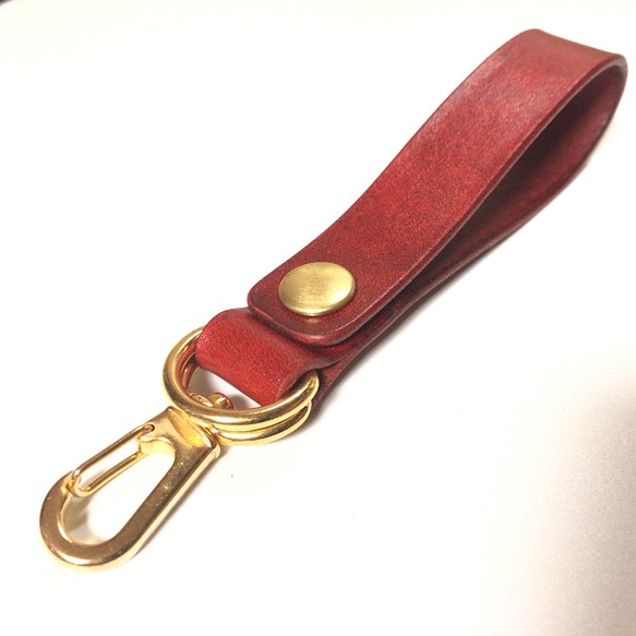 Rugato腰帶環鑰匙扣D紅色黃銅扣金色，搭配Danna Skan 第1張的照片