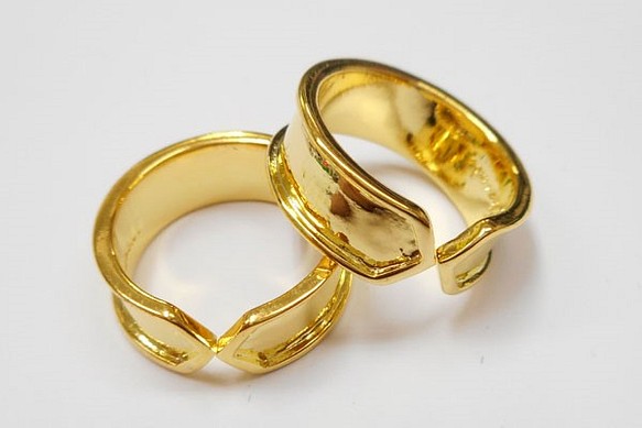 SHAREKI オリジナル指輪（リング） C4タイプ ピンキーリング（小指用リング） ニッケルフリー ゴールド 1枚目の画像