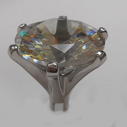 S◆P 立て爪ダイヤモンド キュービックジルコニア 溝付き ハンドメイド素材 1枚目の画像