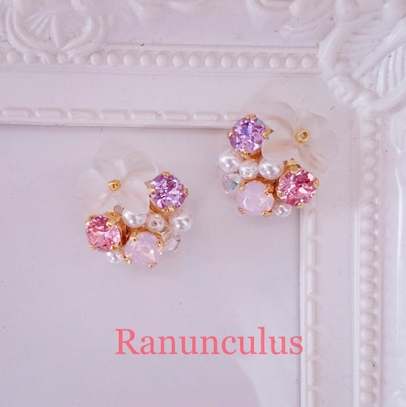 ❁flora❁ホワイトフローラル×Ranunculusカラーピアス、イヤリング