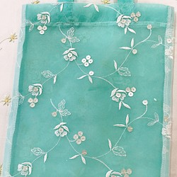 花刺繍エコバッグ 洗える オシャレ 可愛い オーガンジー 1枚目の画像