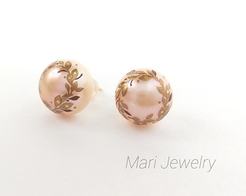 蒔絵パールピアス / 桃色木の葉のリース/maki-e pearl earrings/pink