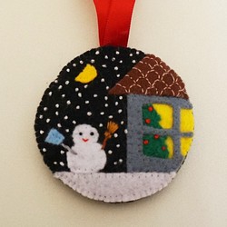 雪だるまとクリスマス・バッグチャーム☆なたーしゃメルヘン・フェルトシリーズ 1枚目の画像