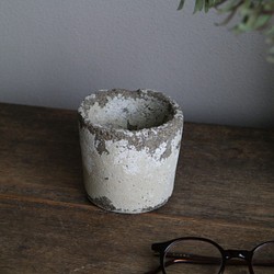 しろ の鉢 　white concrete pots コンクリート　植木鉢 1枚目の画像