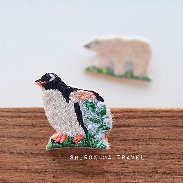 Penguin【spring is coming】 embroidery brooch 刺繡胸針 第1張的照片
