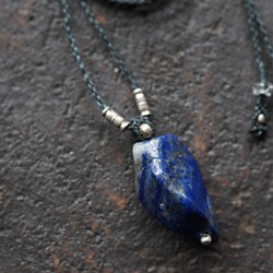 lapis lazuli macrame necklace (milky way) 1枚目の画像