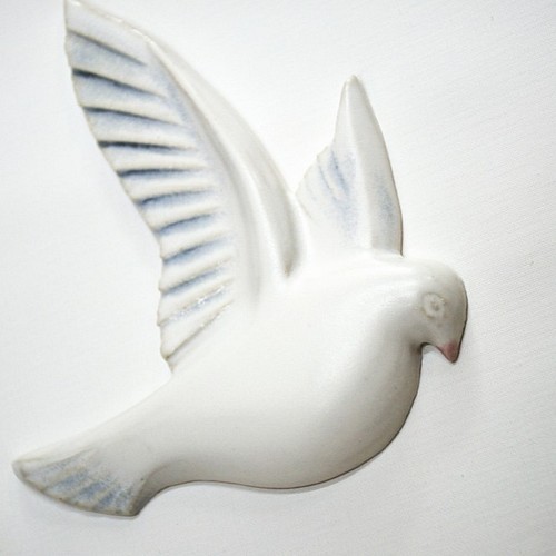 幸せの白い鳩a 立体 オブジェ Saekakomatsu 通販 Creema クリーマ ハンドメイド 手作り クラフト作品の販売サイト
