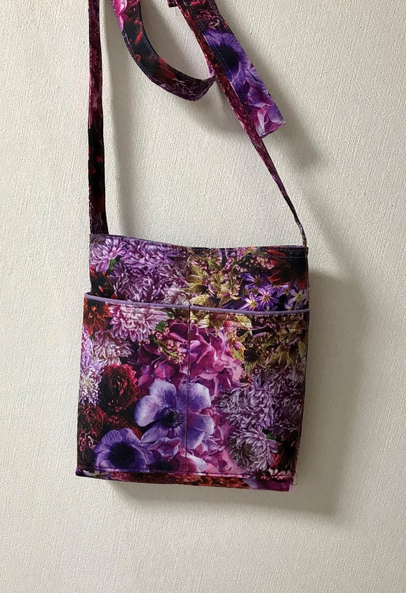 紫の花柄ショルダー 1枚目の画像