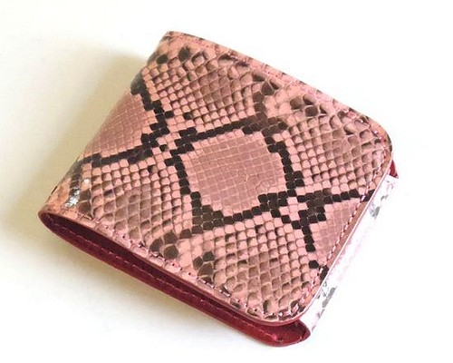 本革 蛇革 ダイヤモンドパイソン ミニ財布 コンパクト財布 2つ折り財布 ピンク×レッド