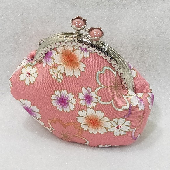 MintSaSa* 花朵綻放 口金包 零錢包 元寶包 荷花頭 粉色 白色 收納 文創 手作 職人 手縫 台灣 第1張的照片