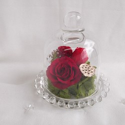 【ご依頼品】手のひらサイズの小さな仏花～赤い薔薇～　プリザーブドフラワー 1枚目の画像